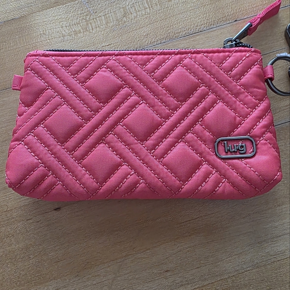 NWT-LUG- METRO XL ID POUCH RFID WALLET- Coral Red